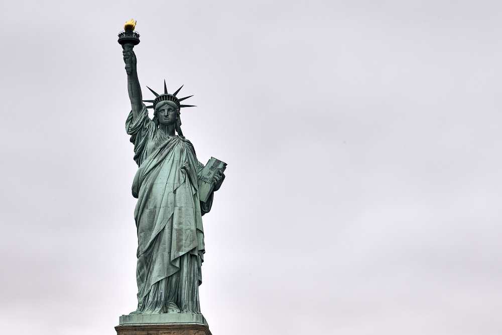 low angle shot amazing statue liberty new york usa 11zon